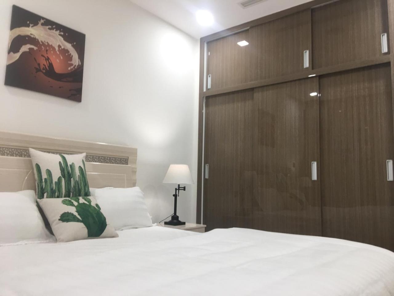 Vinhomes Central Park Jack Hai Luxury Service Apartment Хошимін Екстер'єр фото