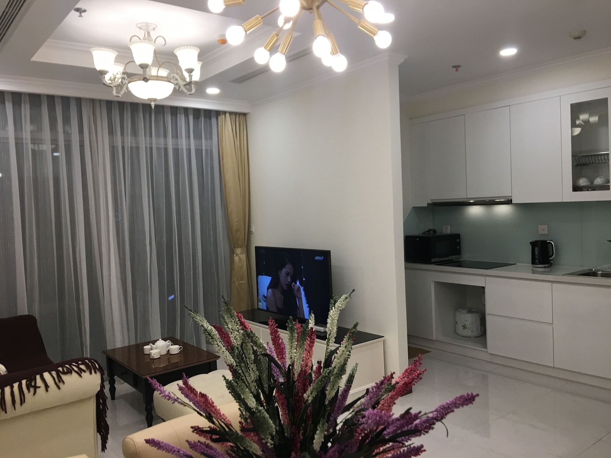 Vinhomes Central Park Jack Hai Luxury Service Apartment Хошимін Екстер'єр фото